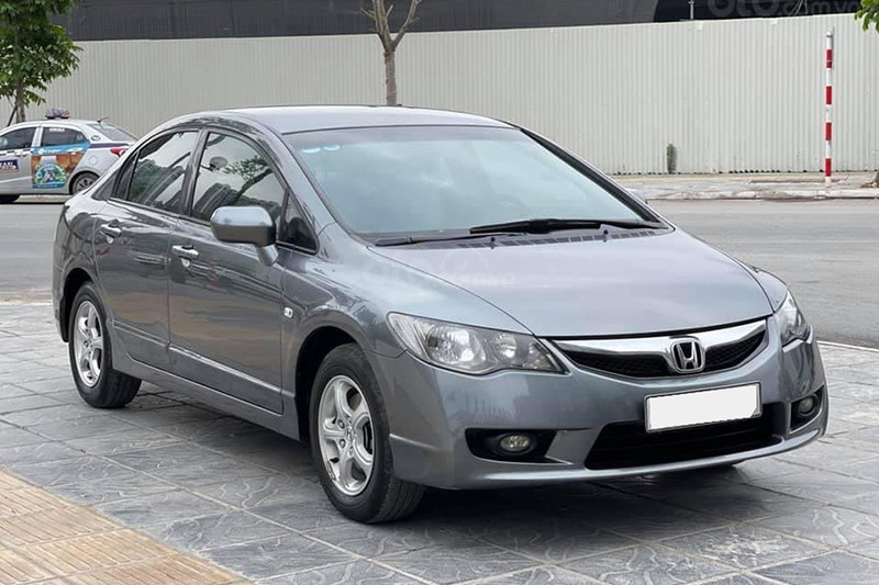Gợi ý những mẫu sedan giá rẻ 15 năm tuổi nhưng kiểu dáng không lỗi mốt
