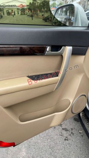 Xe Chevrolet Captiva LTZ 2.4 AT 2011