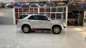 Xe Toyota Fortuner 2.7V 4x2 AT 2012