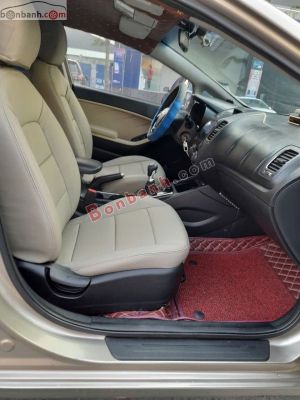 Xe Kia Cerato 1.6 MT 2017