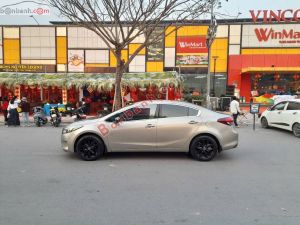 Xe Kia Cerato 1.6 MT 2017