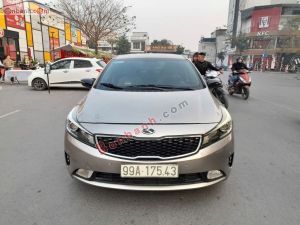 Xe Kia Cerato 1.6 MT 2017